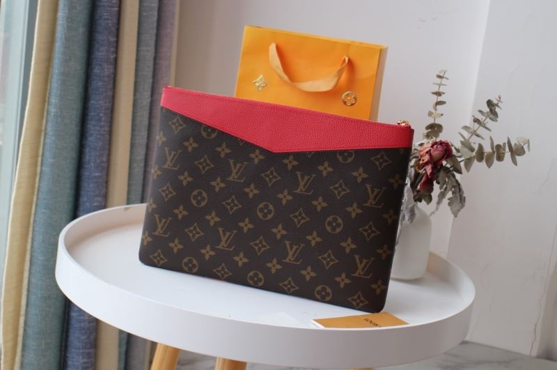 Louis Vuitton Clutch Bags